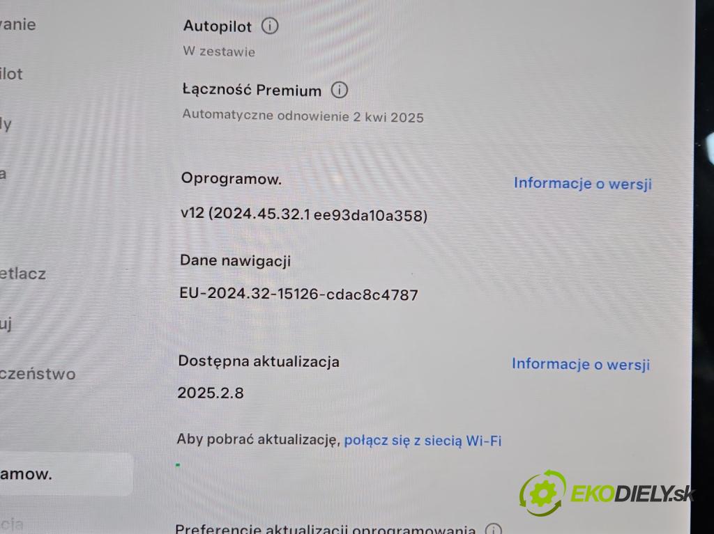 Tesla Model 3 2017- 0.0b: automatic 377 kW  4- Zobrazit: 1089543-00-H (Prístrojová doska, displej)