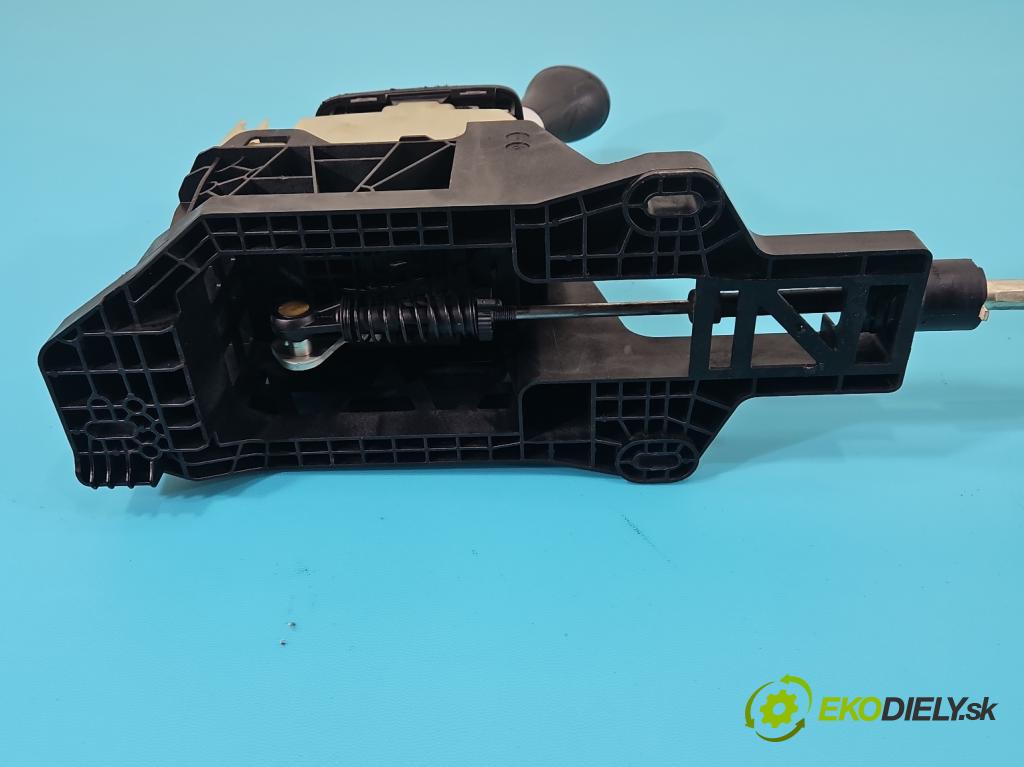 Mercedes B W245 2005-2011 2.0 cdi 140 HP automatic 103 kW 1992 cm3 5- Páka: Změny: stupeň,rýchlosť  (Rýchlostná páka (kulisa))