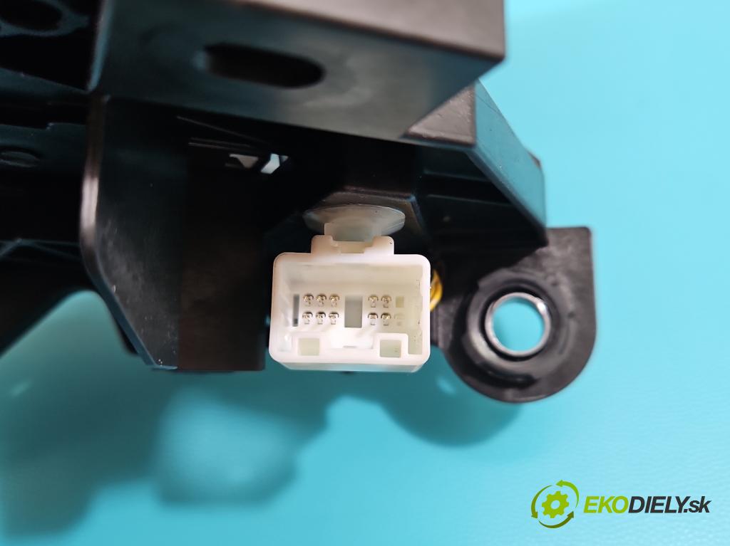 Toyota Auris I 2006-2013 1.8 16V 99 HP automatic 73 kW 1798 cm3 5- Páka: Změny: stupeň,rýchlosť  (Rýchlostná páka (kulisa))