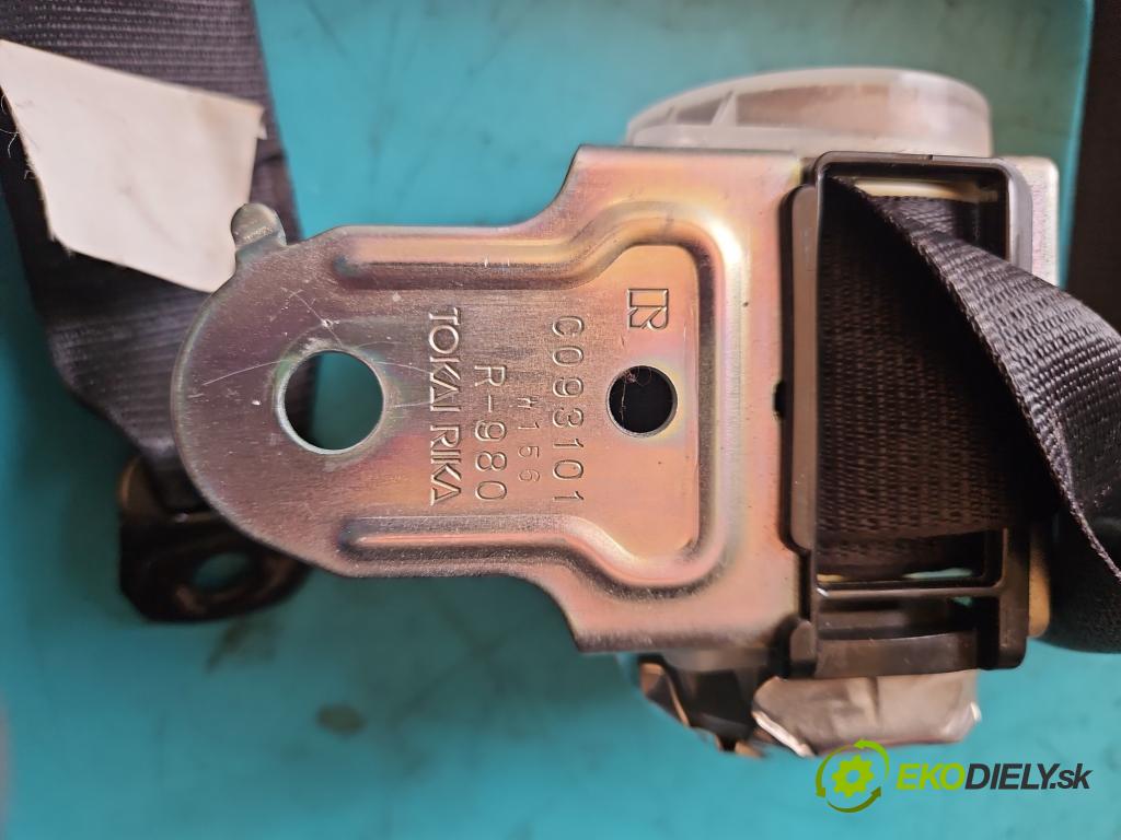 Toyota Auris I 2006-2013 1.8 16V 99 hp automatic 73 kW 1798 cm3 5- stěna bezpečnost zadní pravý