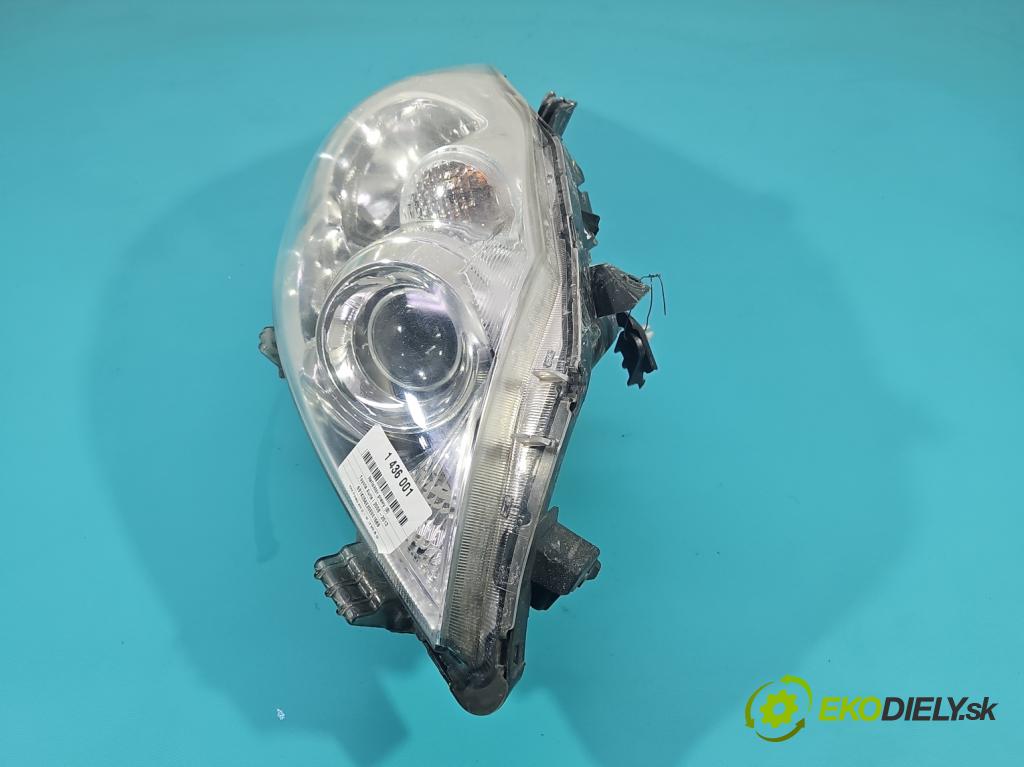 Toyota Auris I 2006-2013 1.8 16V 99 HP automatic 73 kW 1798 cm3 5- Reflektor: pravý 81110-02A40 (Svetlo predné pravé)