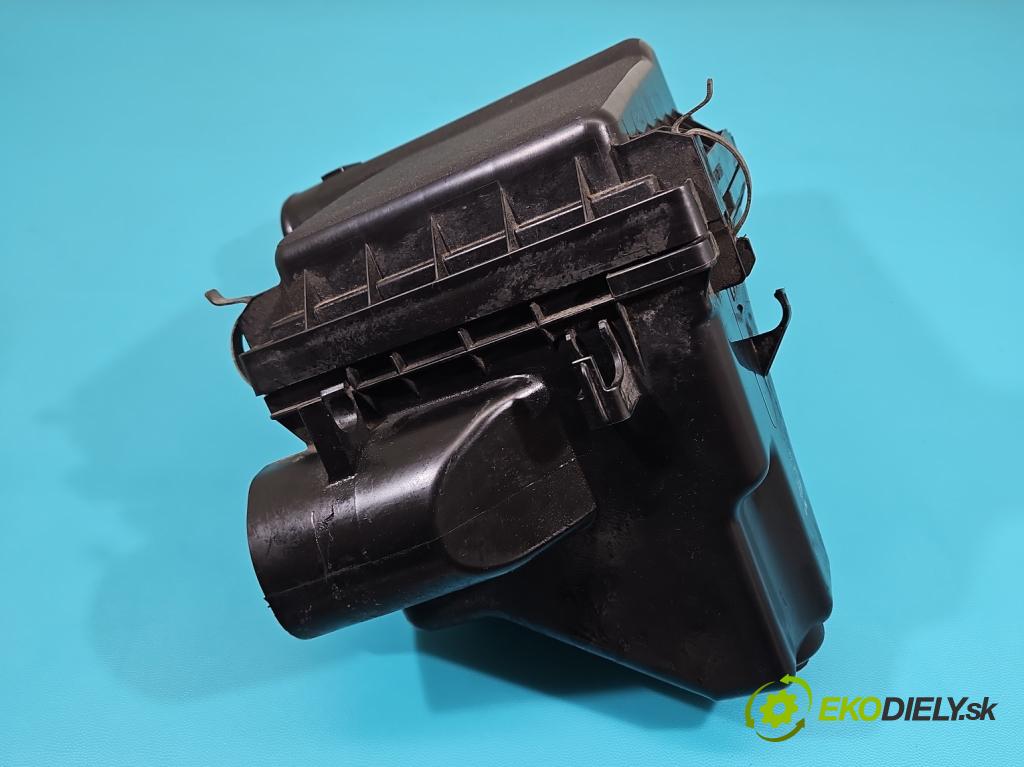 Toyota Auris I 2006-2013 1.8 16V 99 hp automatic 73 kW 1798 cm3 5- obal filtra vzduchu 17812-37030 (Kryty filtrů)