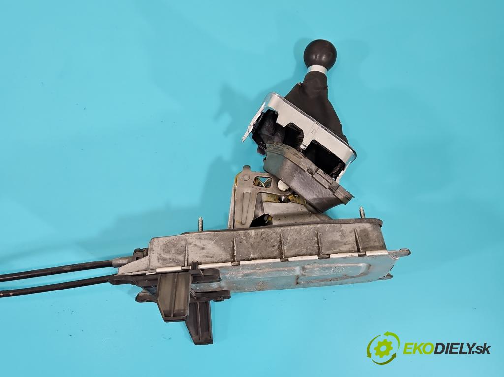 Seat Alhambra II 2010-2020 2.0 tdi 116 HP manual 85 kW 1968 cm3 5- Páka: Změny: stupeň,rýchlosť 7N0711049A (Rýchlostná páka (kulisa))