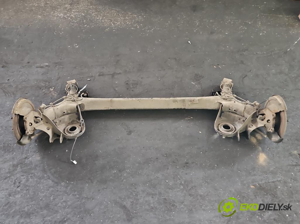 Toyota Auris I 2006-2013 1.8 16V 99 hp automatic 73 kW 1798 cm3 5- zadní výztuha  (Výztuhy zadní)