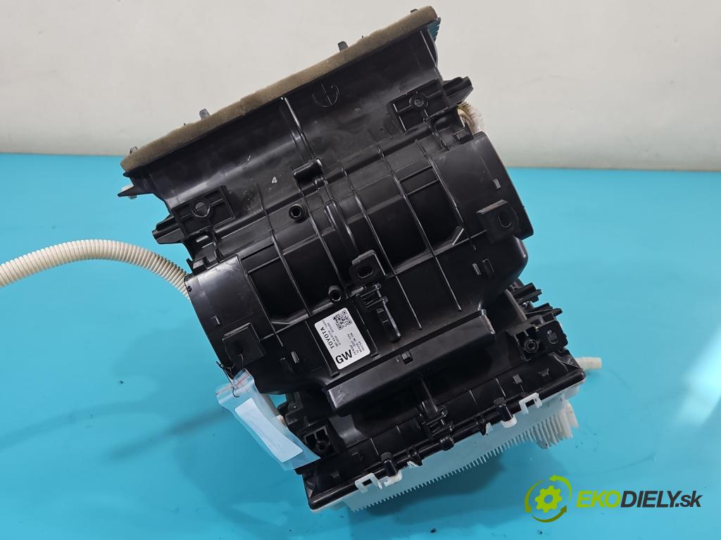 Toyota Auris I 2006-2013 1.8 16V 99 hp automatic 73 kW 1798 cm3 5- radiátor  (Radiátory topení)