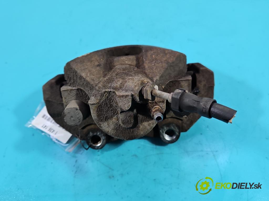 Ford Focus Mk3 2010-2018 1.6 16V 105 HP manual 77 kW 1596 cm3 5- brzdič predné pravý  (Ostatné)