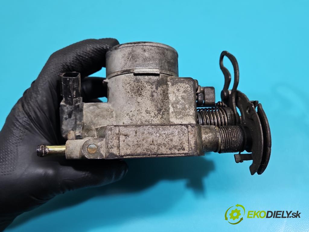 Mazda 626 2.0 16V 116 HP manual 85 kW 1991 cm3 5- klapka E9T06871 (Škrtiaca klapka)