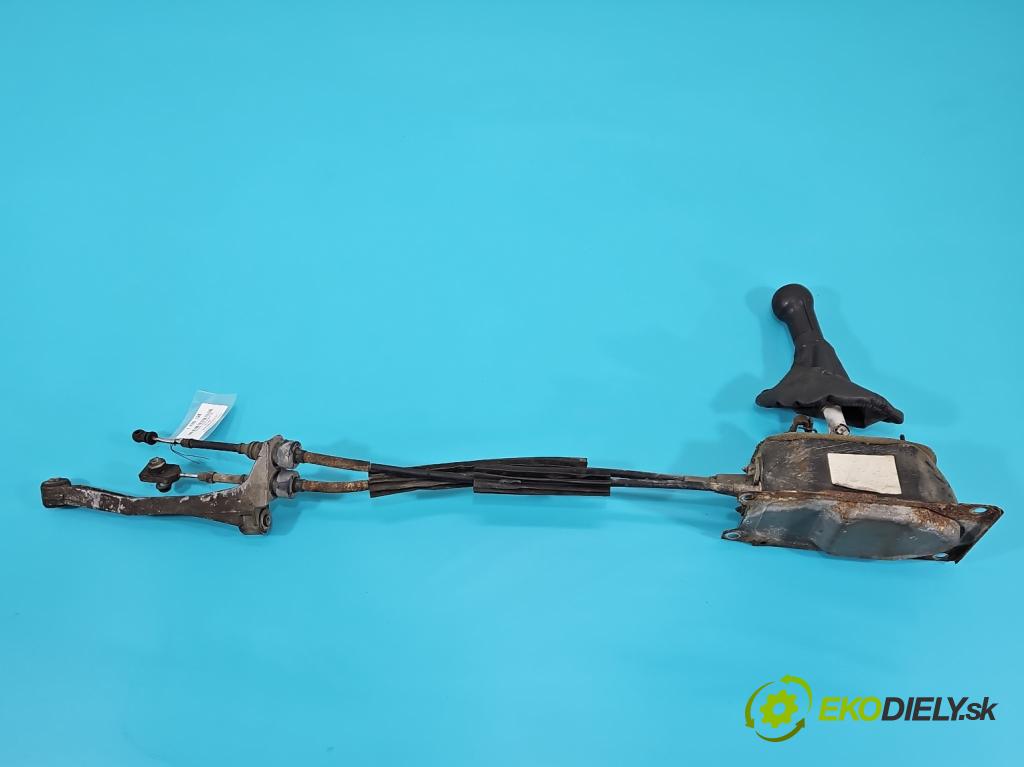 Vw Lupo 1.4 16V 75 HP manual 55 kW 1390 cm3 3- Páka: Změny: stupeň,rýchlosť  (Rýchlostná páka (kulisa))