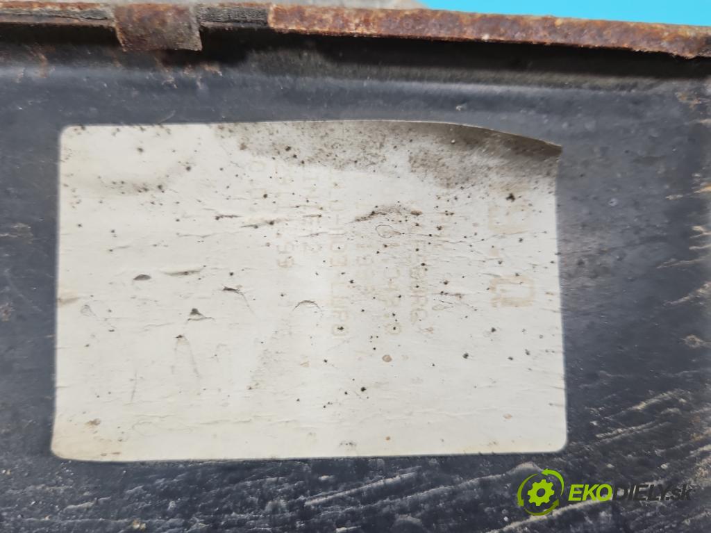 Vw Lupo 1.4 16V 75 HP manual 55 kW 1390 cm3 3- Páka: Změny: stupeň,rýchlosť  (Rýchlostná páka (kulisa))