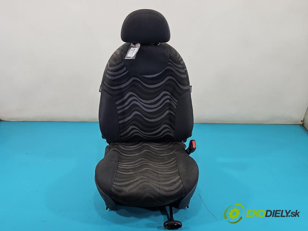 Mini One I 2000-2006 1.6 16V 90 HP manual 66 kW 1598 cm3 3- Sedačka pravý  (Sedačka, sedadlo)