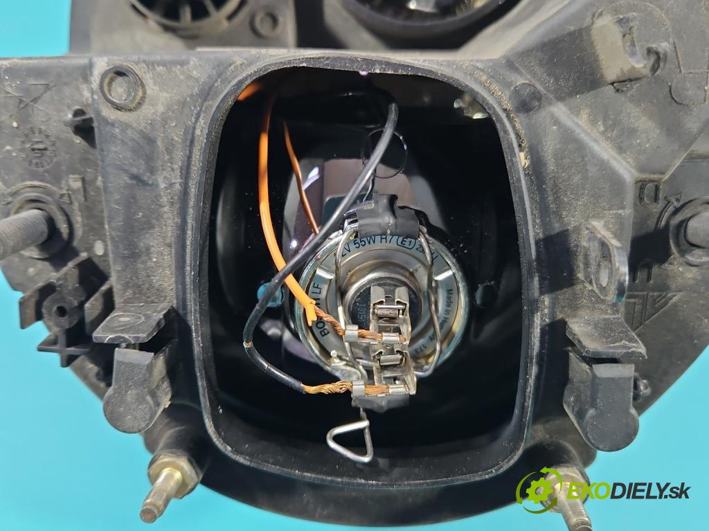 Mini One I 2000-2006 1.6 16V 90 HP manual 66 kW 1598 cm3 3- Reflektor: pravý (Svetlo predné pravé)