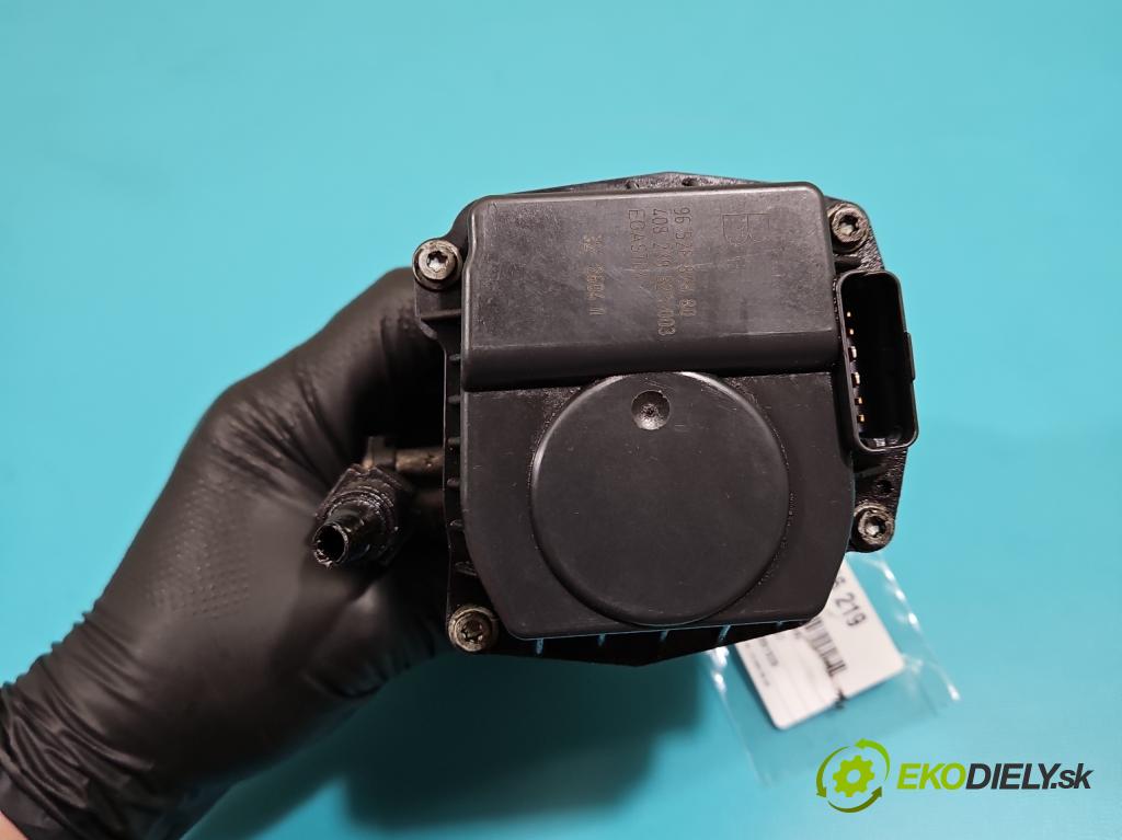 Peugeot 307 2.0 16V 136 HP manual 100 kW 1997 cm3 5- klapka 9652682880 (Škrtiaca klapka)