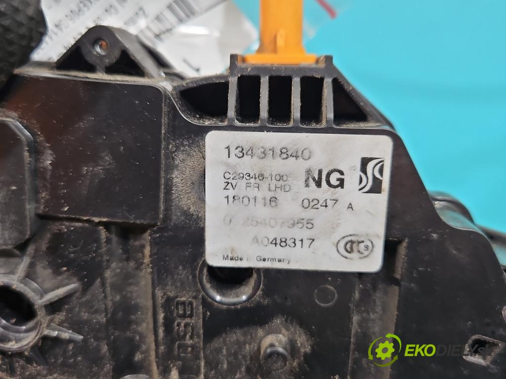 Opel Corsa E 2014-2019 1.4 16V 75 hp manual 55 kW 1398 cm3 3- zámek přední pravý 13431840