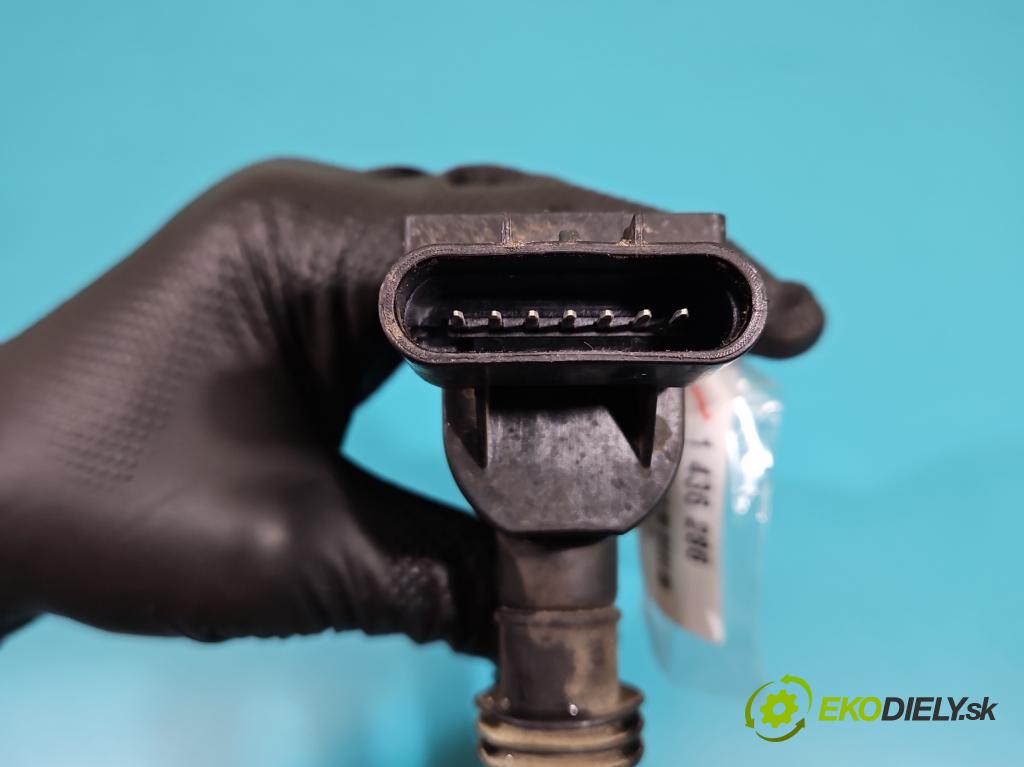 Opel Corsa E 2014-2019 1.4 16V 75 HP manual 55 kW 1398 cm3 3- cievka zapaľovacia  (Zapaľovacia cievka)