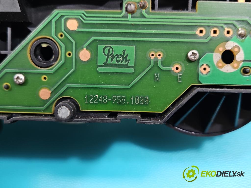 Mercedes Vito W638 1996-2003 2.3 TD 98 HP manual 72 kW 2299 cm3 5- panel kúrenia 133525D