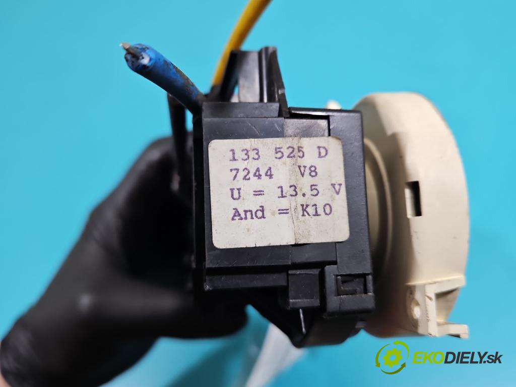 Mercedes Vito W638 1996-2003 2.3 TD 98 HP manual 72 kW 2299 cm3 5- panel kúrenia 133525D