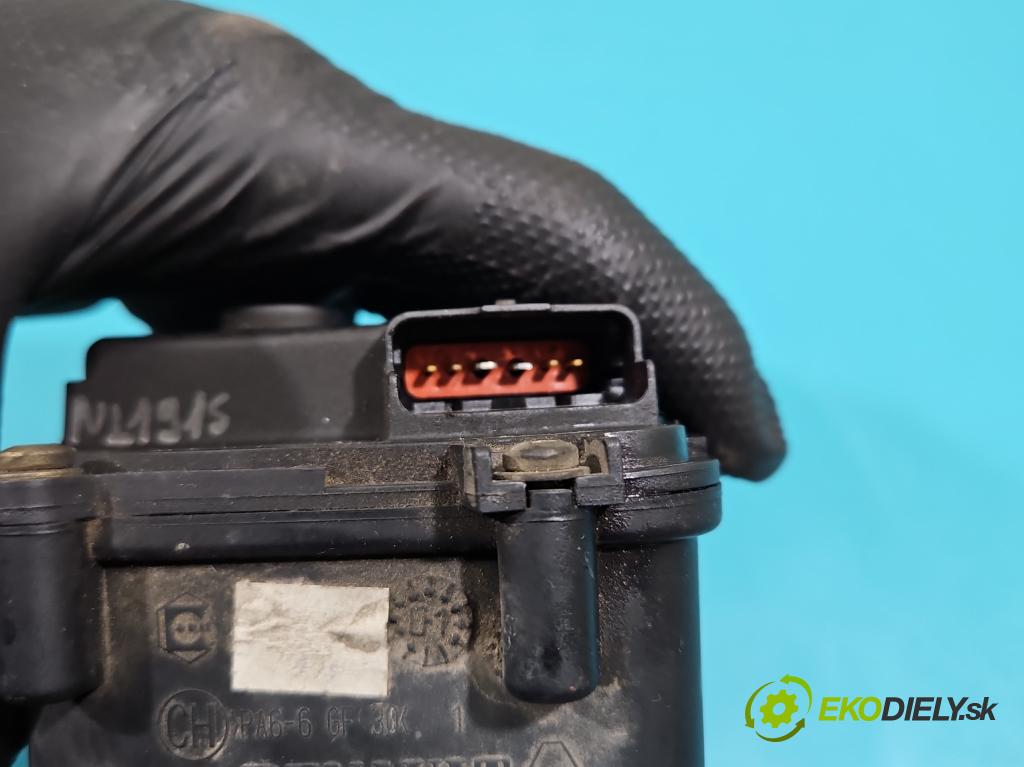 Renault Laguna II 2001-2007 2.0 16V 140 hp manual 103 kW 1998 cm3 5- škrticí klapka 8200059268 (Škrticí klapky)