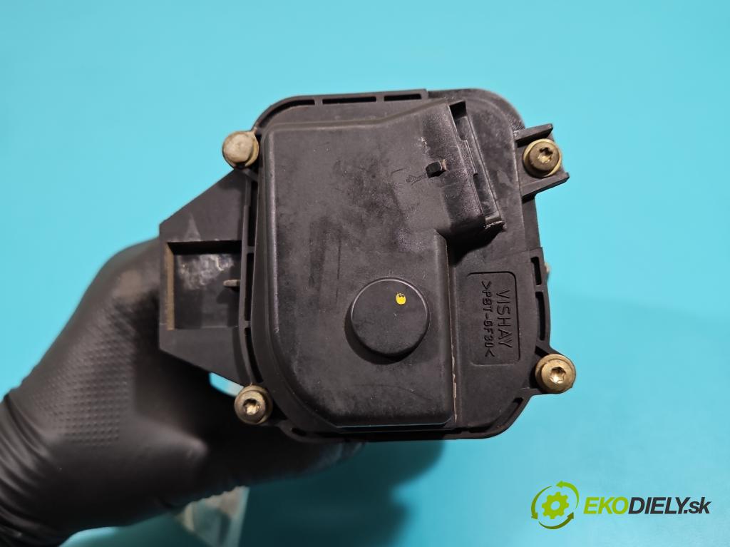 Renault Laguna II 2001-2007 2.0 16V 140 hp manual 103 kW 1998 cm3 5- škrticí klapka 8200059268 (Škrticí klapky)