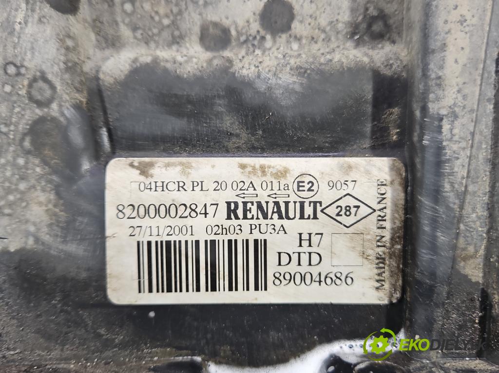 Renault Laguna II 2001-2007 2.0 16V 140 HP manual 103 kW 1998 cm3 5- Reflektor: pravý 8200002847 (Svetlo predné pravé)