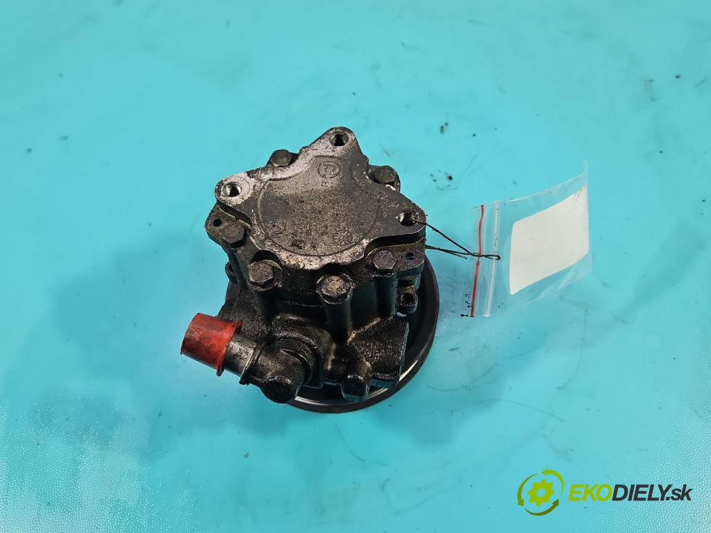 Vw Passat B5 1995-2005 1.9 tdi 110 hp manual 81 kW 1896 cm3 5- čerpadlo posilovač 8D0145156K (Servočerpadlá, pumpy řízení)