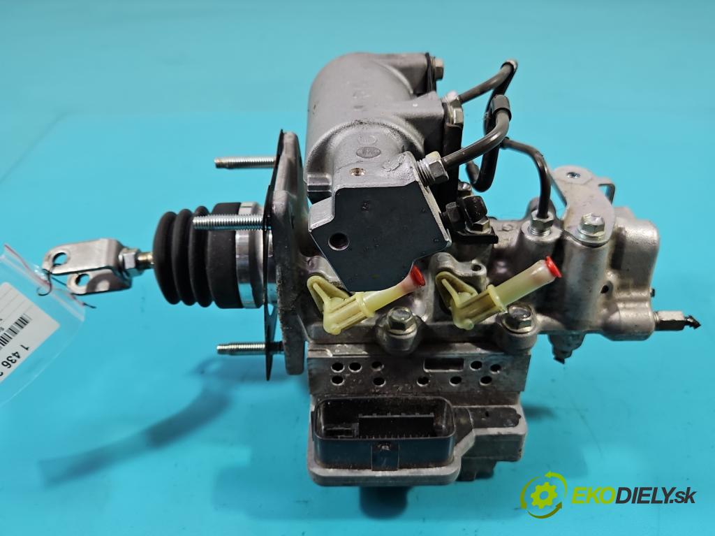 Toyota Auris I 2006-2013 1.8 16V 99 HP automatic 73 kW 1798 cm3 5- servo brzdové 47270-47030