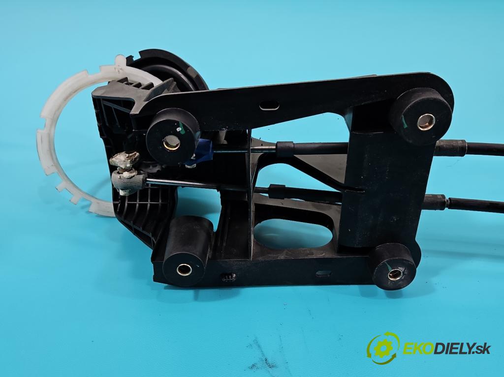 Citroen C3 I 2002-2009 1.4 8V 73 HP manual 54 kW 1360 cm3 5- Páka: Změny: stupeň,rýchlosť 9651917580 (Rýchlostná páka (kulisa))