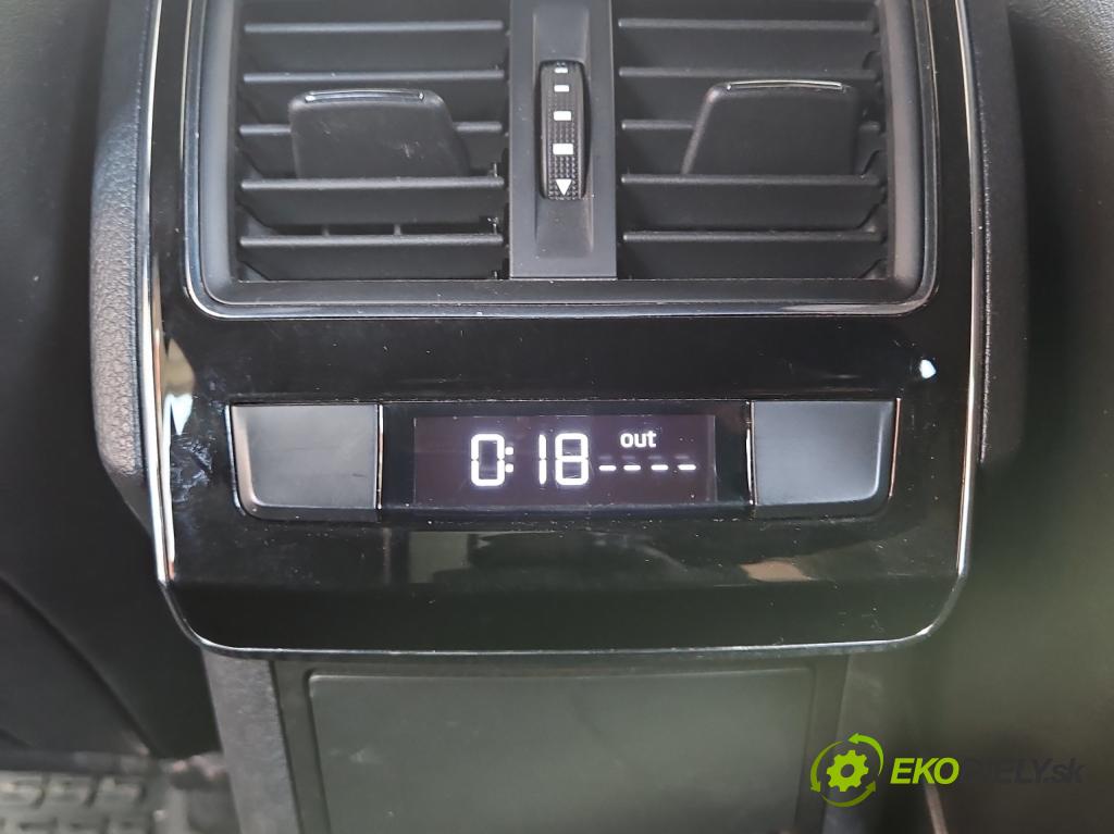 Skoda Superb III 2015-2024 1.8 TSI 179KM automatic 132 kW 1798 cm3 5- Zobrazit: 3V0919201 (Prístrojová doska, displej)