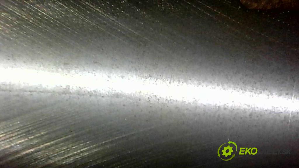 Toyota Corolla E12 2001-2009 1.4 vvti 97KM manual 71 kW 1398 cm3 5- motor benzín: 4ZZ