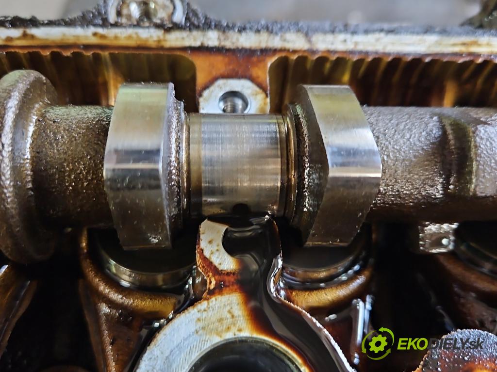 Toyota Corolla E12 2001-2009 1.4 vvti 97KM manual 71 kW 1398 cm3 5- motor benzín: 4ZZ