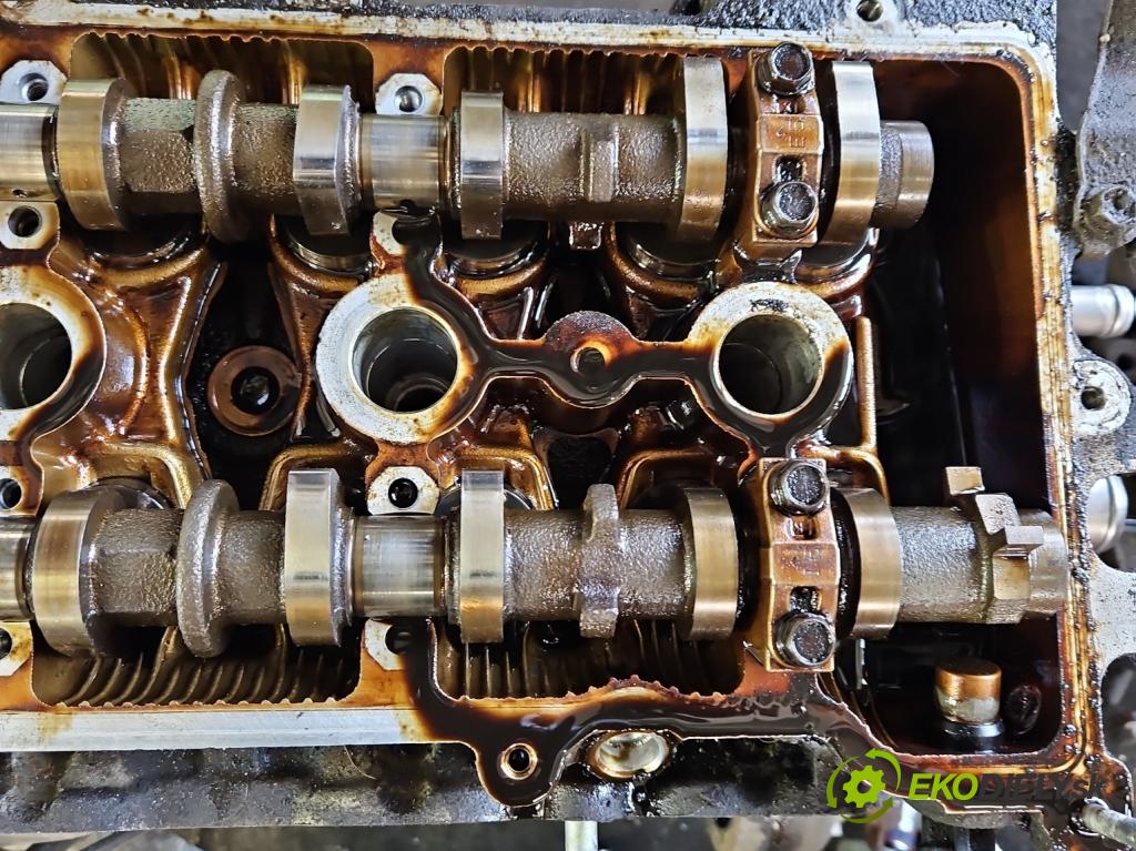 Toyota Corolla E12 2001-2009 1.4 vvti 97KM manual 71 kW 1398 cm3 5- motor benzín: 4ZZ