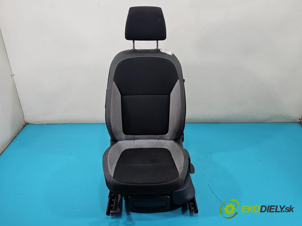 Skoda Fabia III 2014- 2021 1.2 TSI 90 HP manual 66 kW 1197 cm3 5- Sedačka ľavý  (Sedačka, sedadlo)