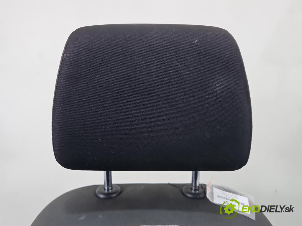 Skoda Fabia III 2014- 2021 1.2 TSI 90 HP manual 66 kW 1197 cm3 5- Sedačka ľavý  (Sedačka, sedadlo)