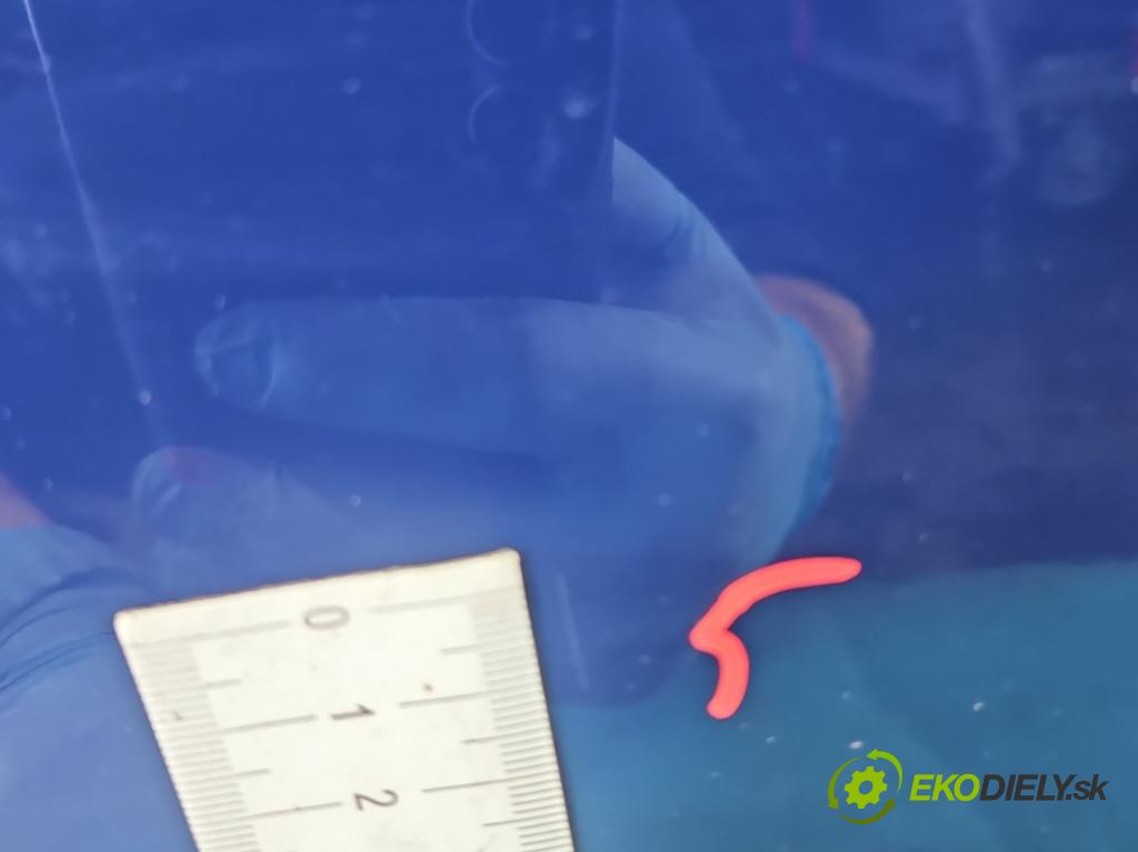 Skoda Fabia III 2014- 2021 1.2 TSI 90 HP manual 66 kW 1197 cm3 5- dvere predné ľavé  (Ostatné)