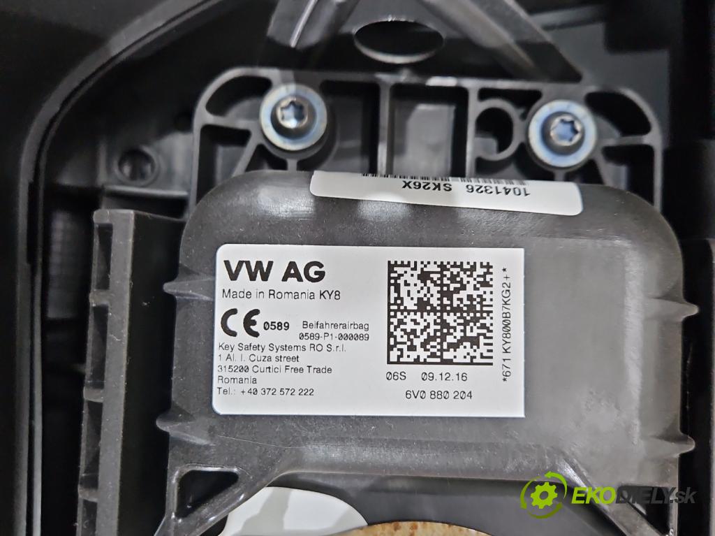 Skoda Fabia III 2014- 2021 1.2 TSI 90 HP manual 66 kW 1197 cm3 5- kokpit,pristrojová doska rozdeľovacia