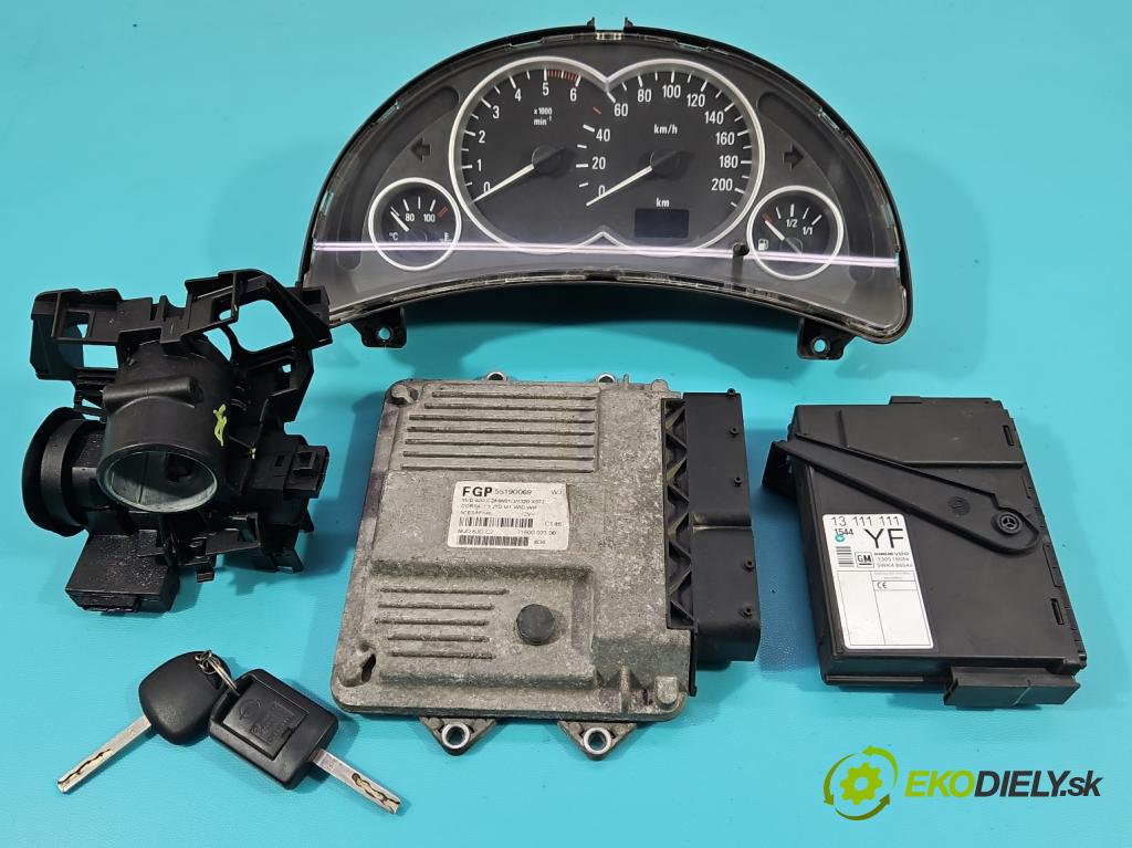 Opel Corsa C 2000-2006 1,3.0 cdti 69KM manual 51 kW 1248 cm3 5- riadiaca jednotka motora 55190069