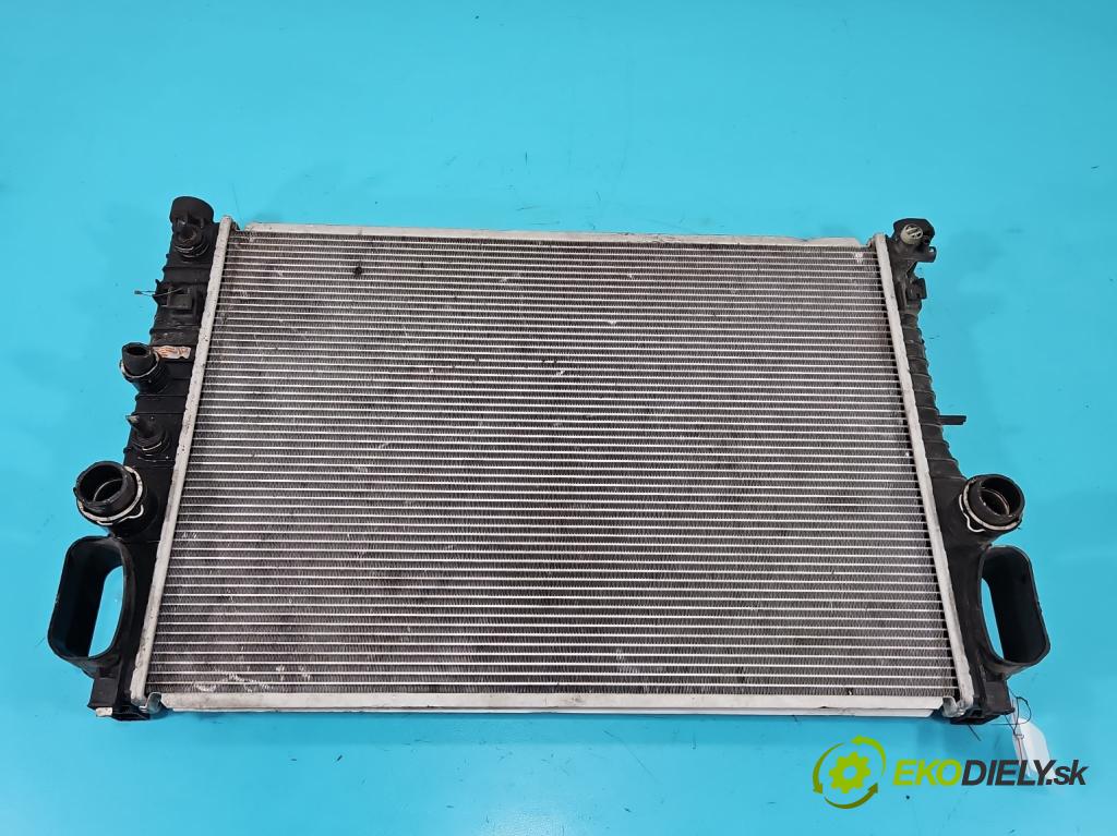 Mercedes E W211 2002-2009 2,2.0 cdi 122 hp automatic 90 kW 2148 cm3 4- Chladič vody  (Chladiče vody)