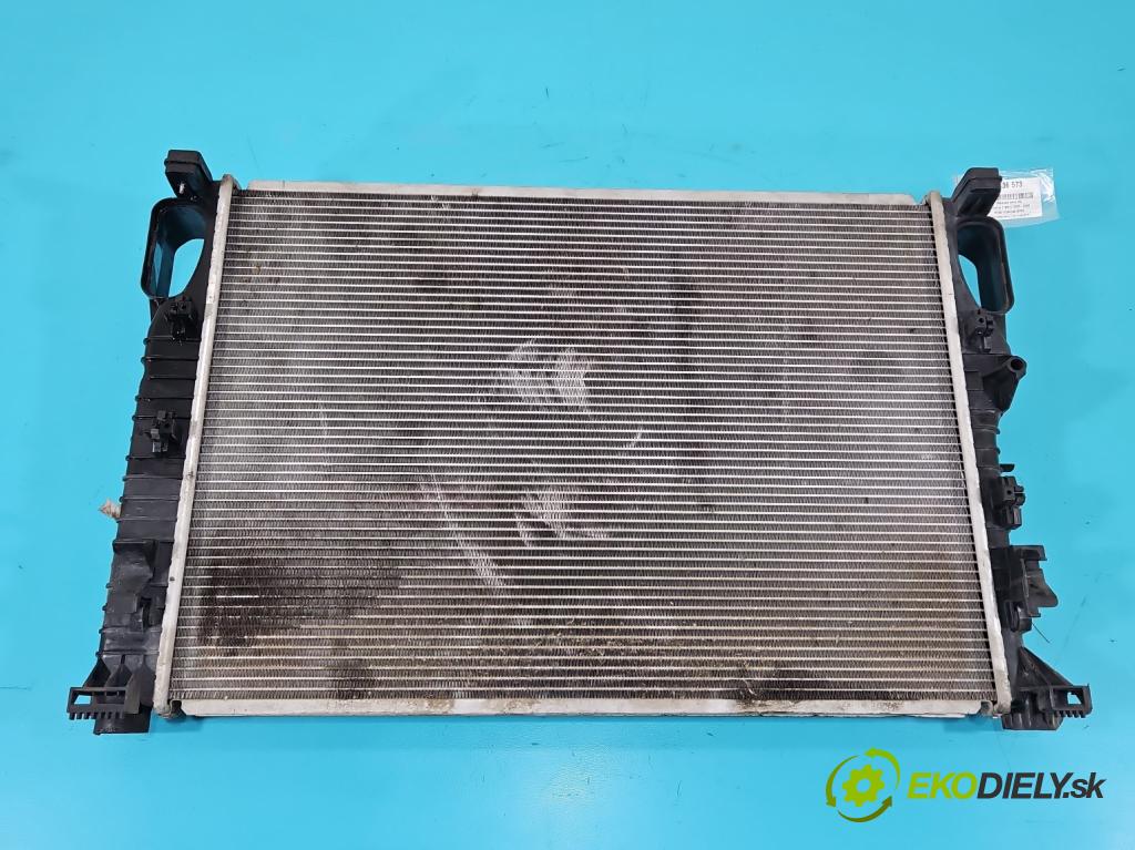 Mercedes E W211 2002-2009 2,2.0 cdi 122 hp automatic 90 kW 2148 cm3 4- Chladič vody  (Chladiče vody)