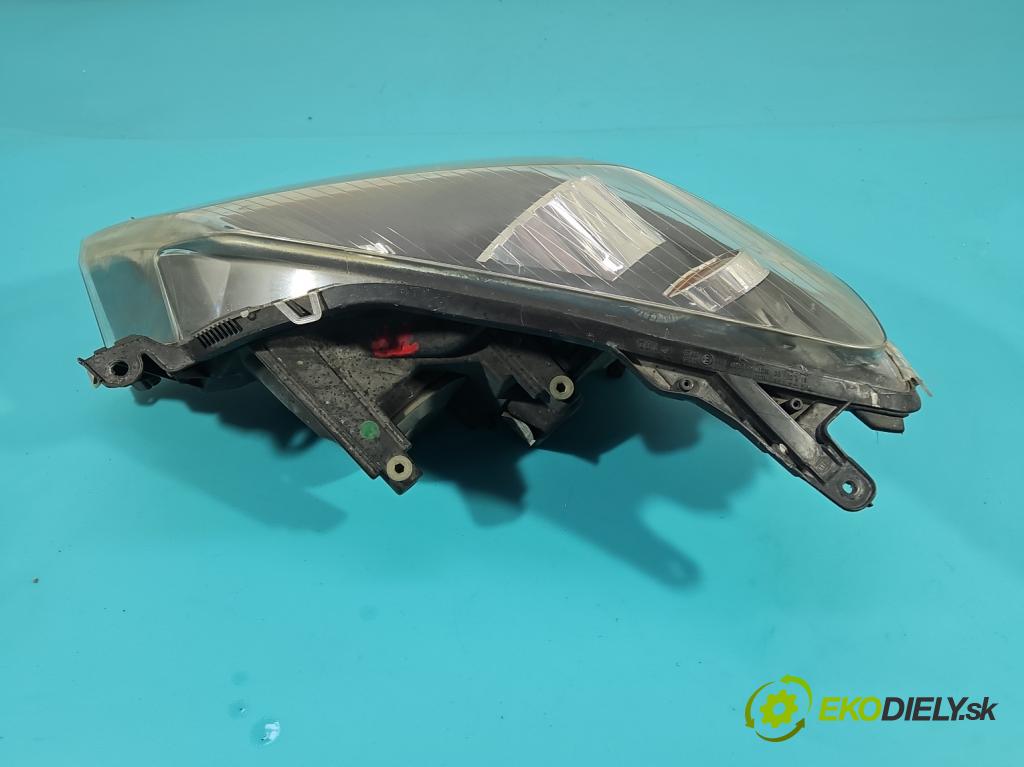Opel Astra III 2004-2014 1.6 16V 105 HP manual 77 kW 1598 cm3 5- Reflektor: pravý 24451033 (Pravé)