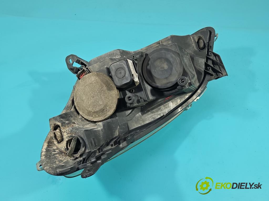 Opel Astra III 2004-2014 1.6 16V 105 HP manual 77 kW 1598 cm3 5- Reflektor: pravý 24451033 (Pravé)