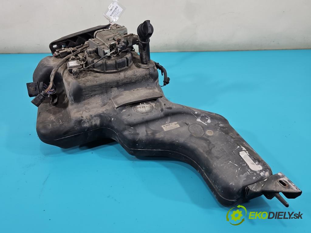 Seat Alhambra II 2010-2020 2.0 tdi 116 HP manual 85 kW 1968 cm3 5- Nádrž: AdBlue: 7N0131877E
