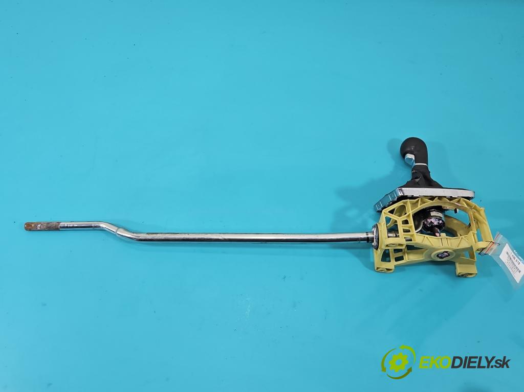 Opel Astra III 2004-2014 1.6 16V 105 HP manual 77 kW 1598 cm3 5- Páka: Změny: stupeň,rýchlosť  (Rýchlostná páka (kulisa))