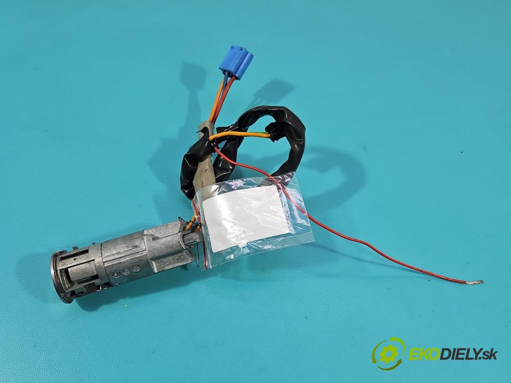 Citroen Xsara Picasso 1.6 16V 109 HP manual 80 kW 1587 cm3 5- Spínačka (Spínacia skrinka)