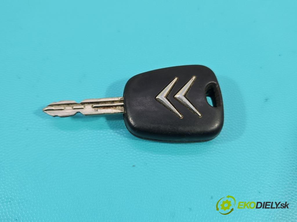 Citroen Xsara Picasso 1.6 16V 109 HP manual 80 kW 1587 cm3 5- Spínačka (Spínacia skrinka)