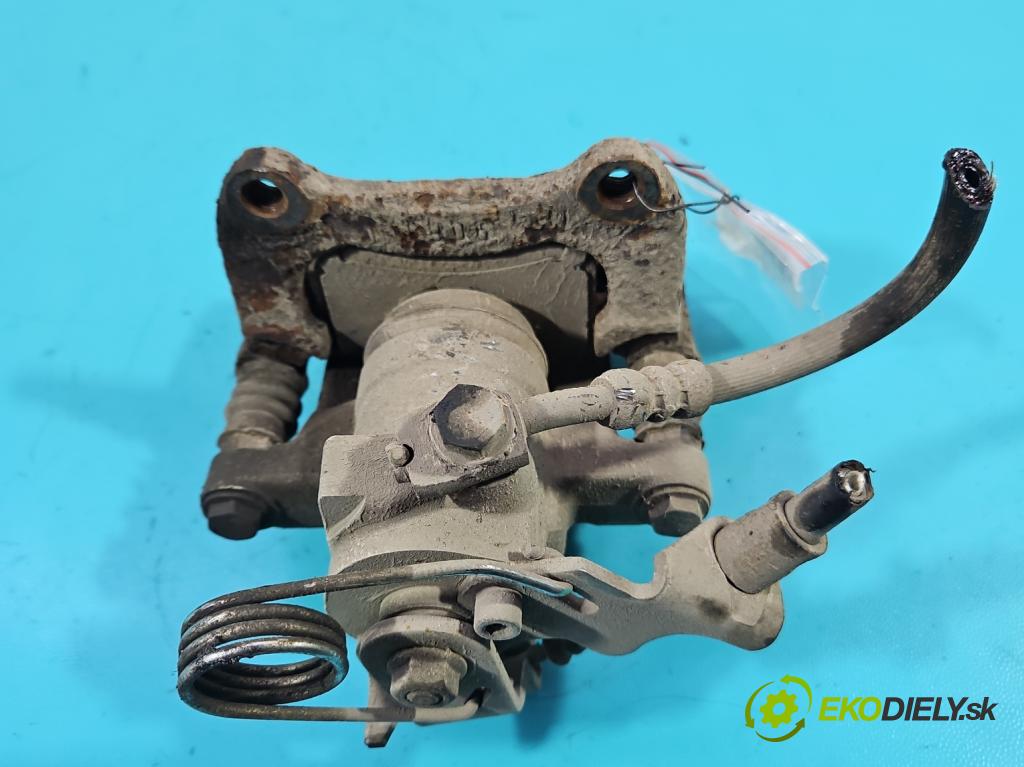 Audi A4 B5 1994-2001 1.8 20V 125 HP manual 92 kW 1781 cm3 5- brzdič zadné pravý  (Ostatné)