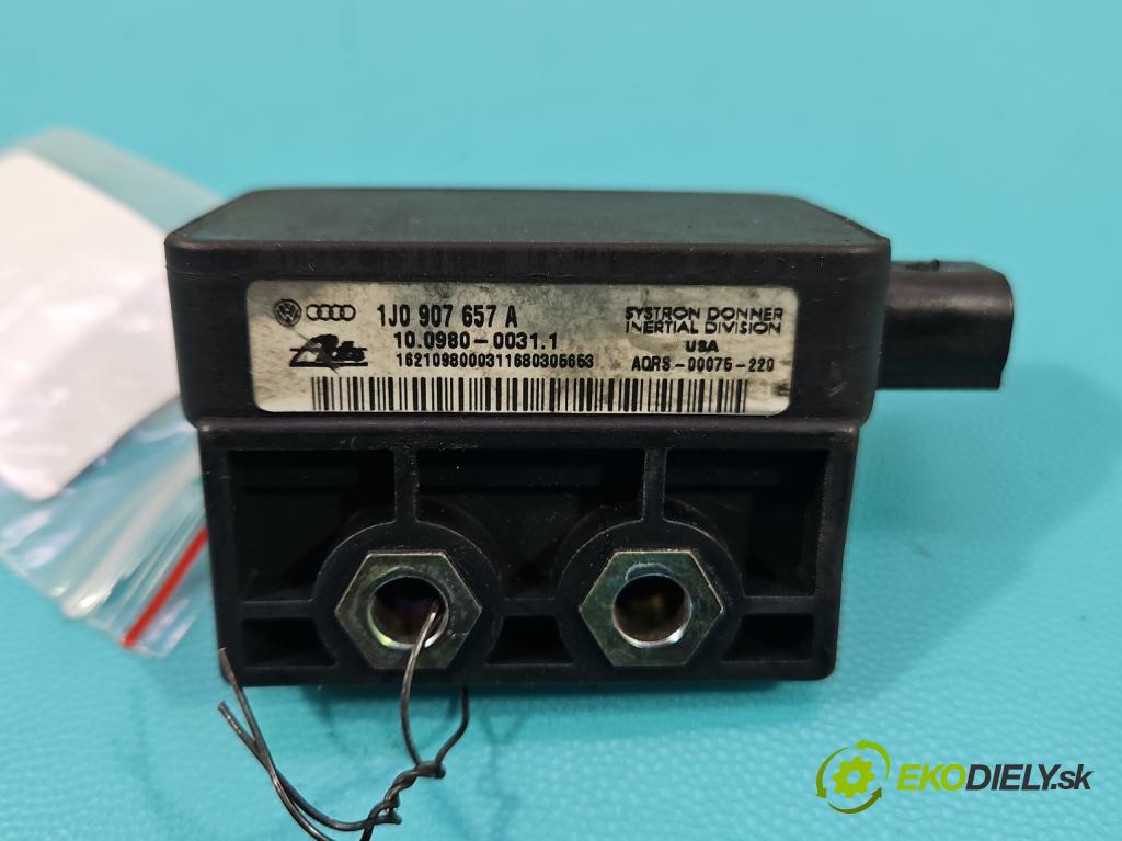 Vw Golf IV 1997-2003 1.9 tdi 90 hp manual 66 kW 1896 cm3 5- snímač ESP 1J0907657A