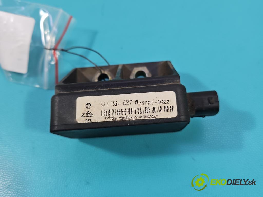 Vw Golf IV 1997-2003 1.9 tdi 90 hp manual 66 kW 1896 cm3 5- snímač ESP 1J0907657A