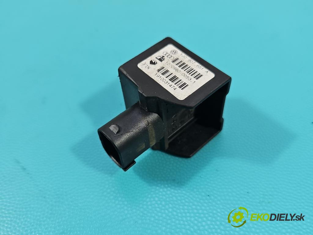 Vw Golf IV 1997-2003 1.9 tdi 90 hp manual 66 kW 1896 cm3 5- snímač ESP 1J0907651A