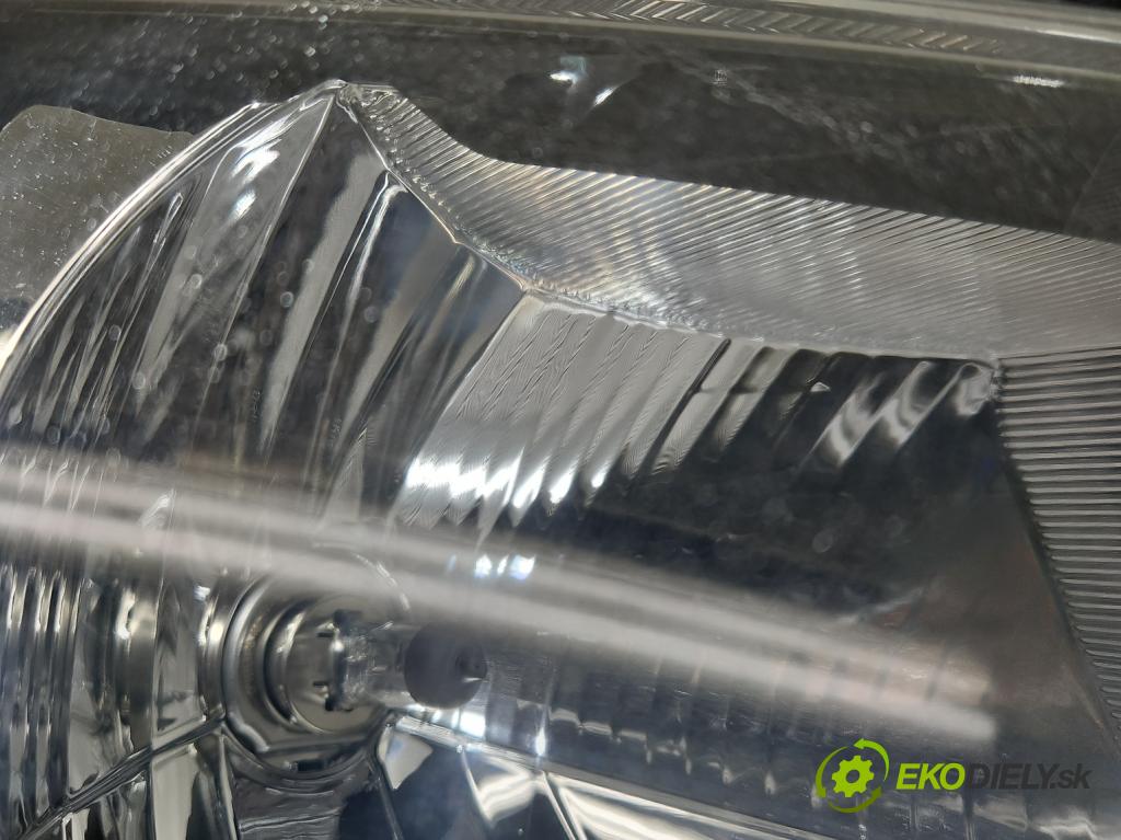 Skoda Fabia III 2014- 2021 1.2 TSI 90 HP manual 66 kW 1197 cm3 5- Reflektor: pravý 6V1941016C (Svetlo predné pravé)