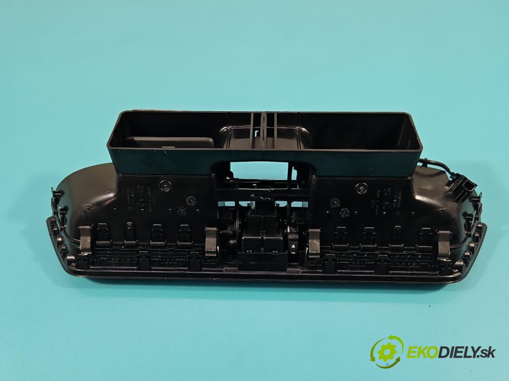 Skoda Superb III 2015-2024 1.8 TSI 179KM automatic 132 kW 1798 cm3 5- Mřížka: kúrenia stredová 3V0820951C (Mriežka kúrenia (fukár))