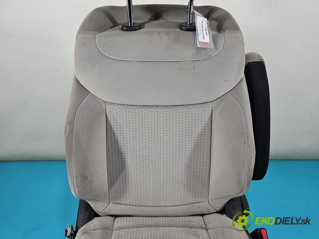 Citroen C4 Picasso I 2006-2013 2.0 hdi 136 HP automatic 100 kW 1997 cm3 5- Sedačka pravý  (Sedačka, sedadlo)